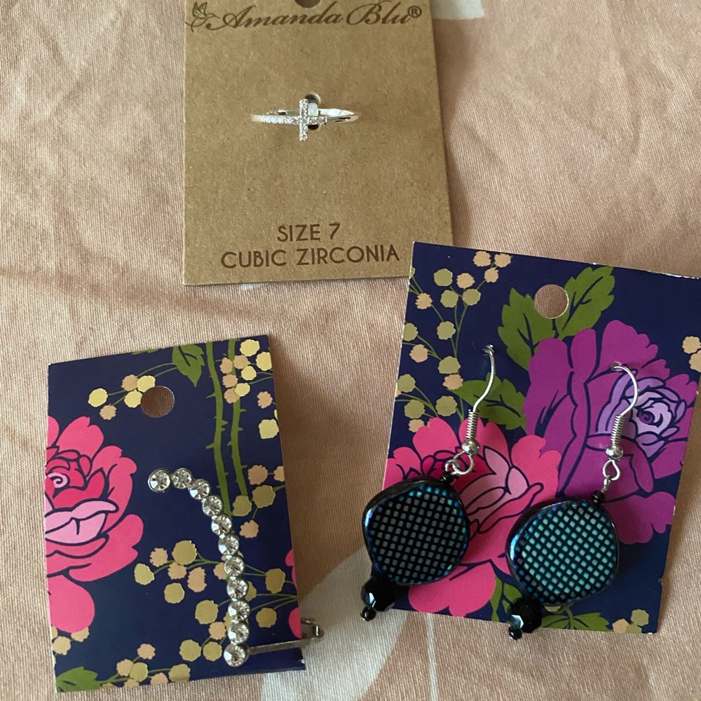 Brand New Jewelry lot from Cracker Barell